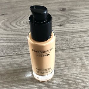 3/$15 Bare minerals- full size foundation